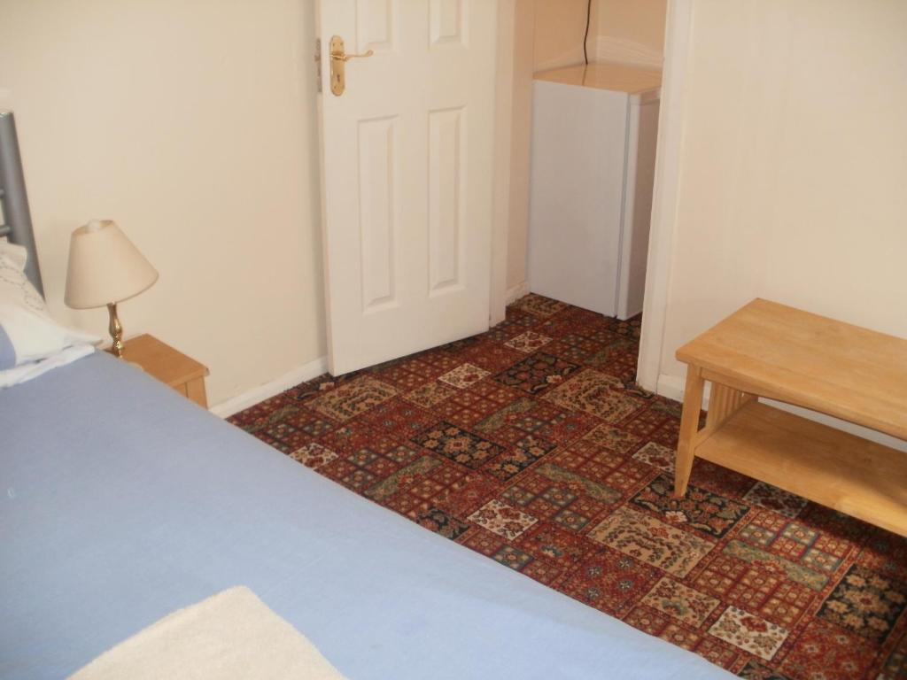 London Heathrow Guesthouse هيثرو الغرفة الصورة