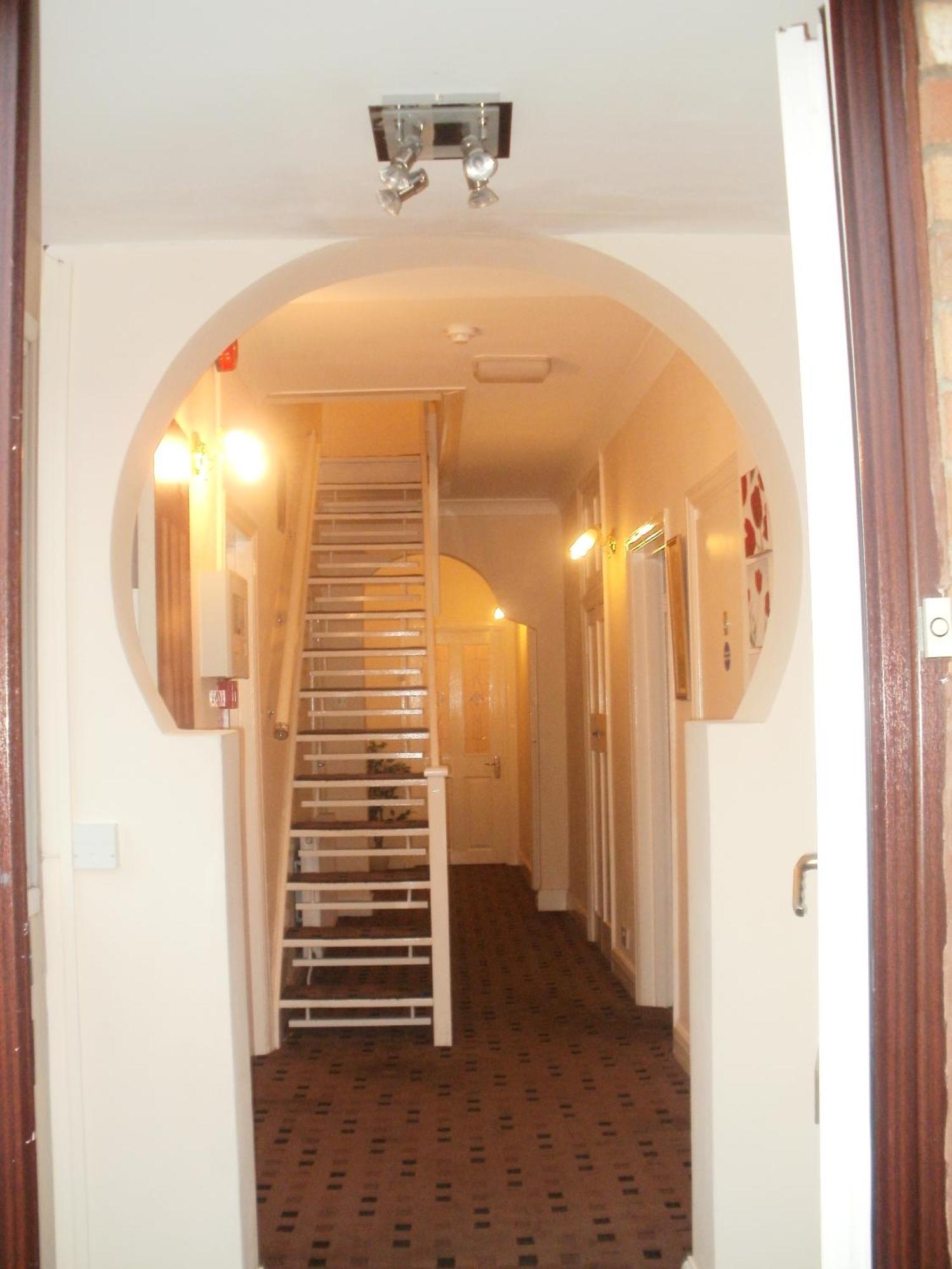 London Heathrow Guesthouse هيثرو المظهر الخارجي الصورة